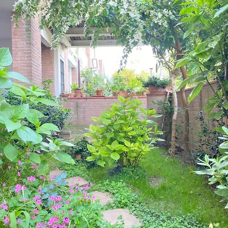 Con Giardino 3* ראבנה