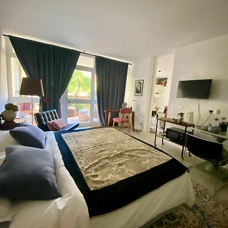 Con Giardino ראבנה