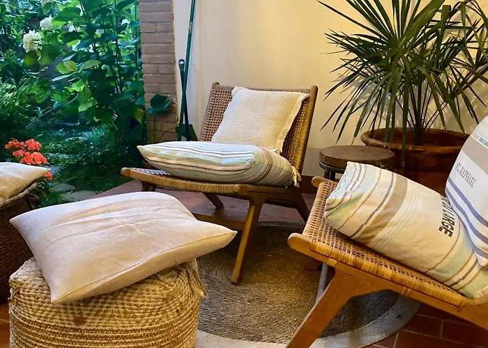 Pensión Con Giardino Rávena